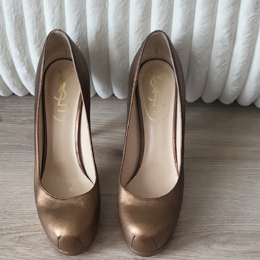 yves saint laurent leather shoes
